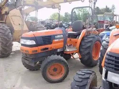 Used Kubota L3010 Tractor Parts