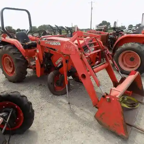 Used Kubota l2900 Tractor Parts