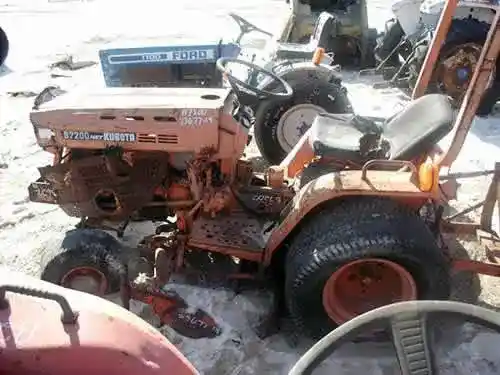 Used Kubota B7200 Tractor Parts
