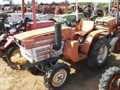 Used Kubota B1400 Tractor Parts