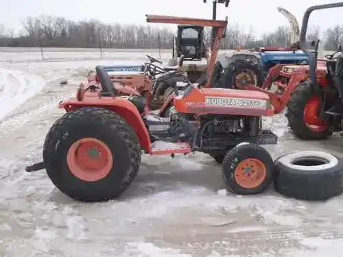 Used Kubota b2150 Tractor Parts