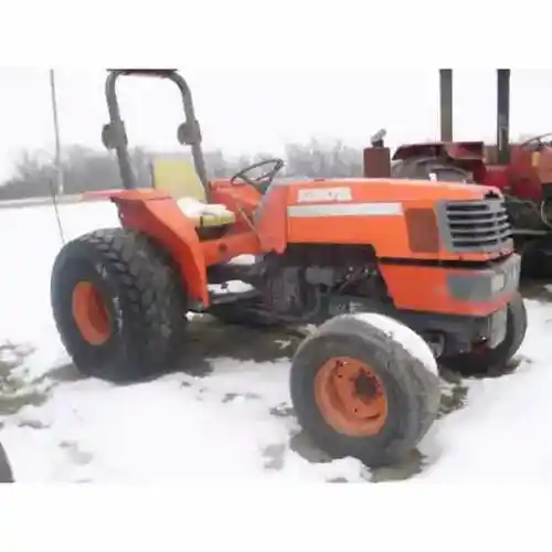 Used Kubota M5700 Tractor Parts