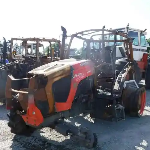 Used Kubota M5-091 Tractor Parts