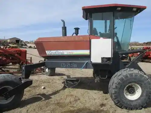 Used 1997 Macdon 9300 Hay Cutting Parts