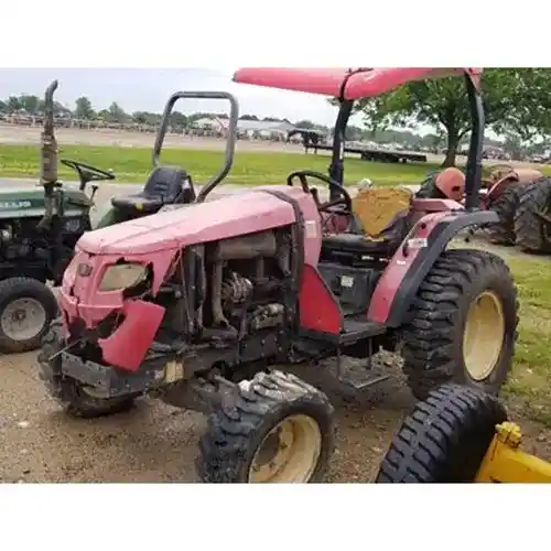 Used Mahindra 2810 Tractor Parts