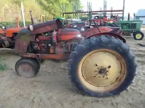 Used CockShutt / CO OP 30 Tractor Parts