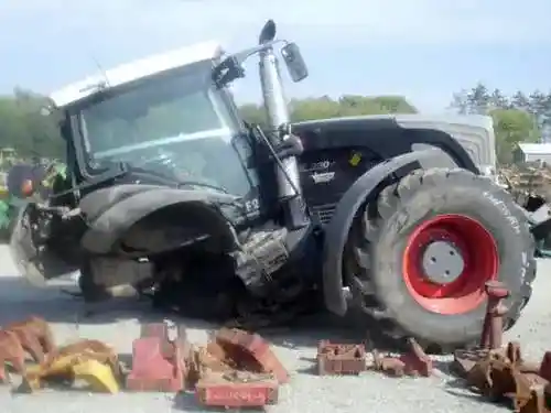 Used 2011 Fendt 930 Vario Tractor Parts