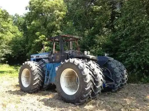 Used Versatile 846 Tractor Parts