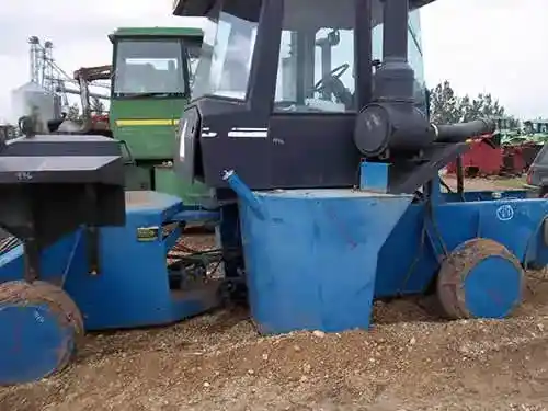 Used Versatile 946 Tractor Parts